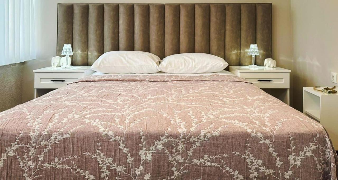 Hi Hotel Ivy Bueyuekada Adalar Luaran gambar