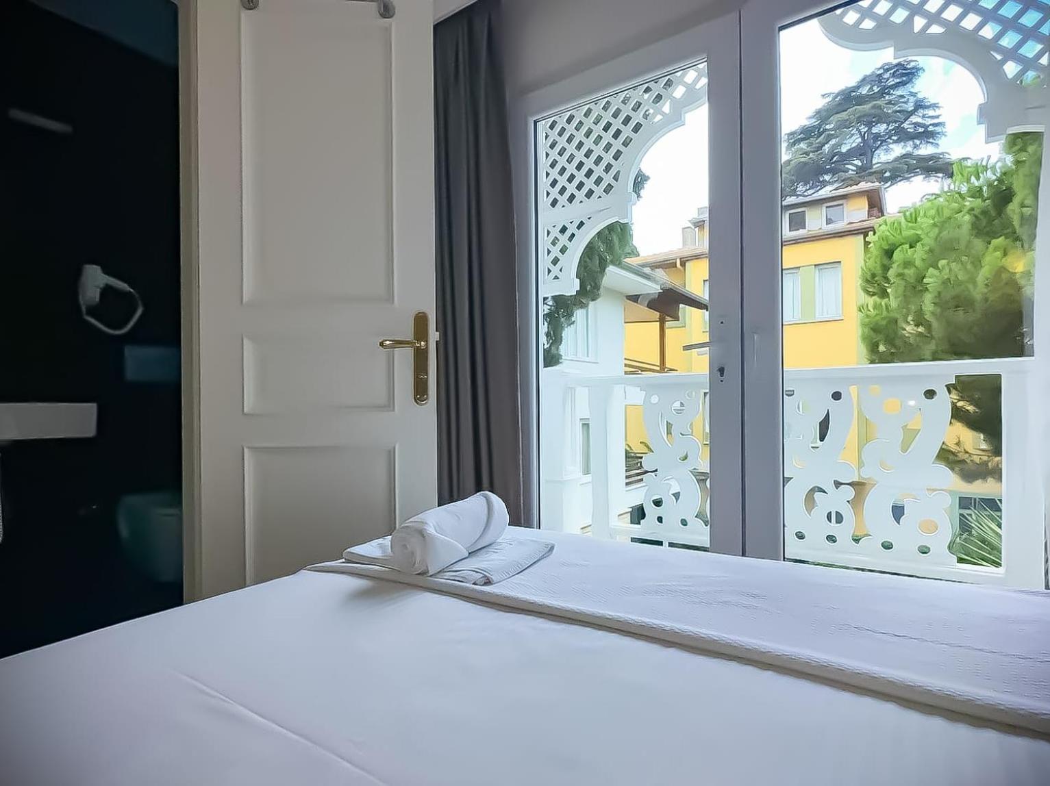 Hi Hotel Ivy Bueyuekada Adalar Luaran gambar